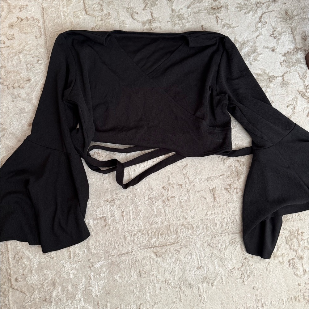 SHEIN black cropped disco inspired top